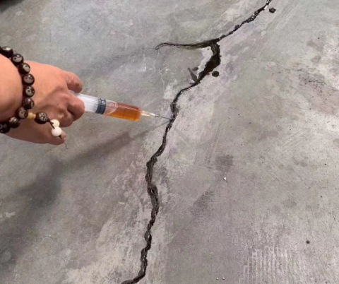昔阳混凝土裂缝修补技术详解​